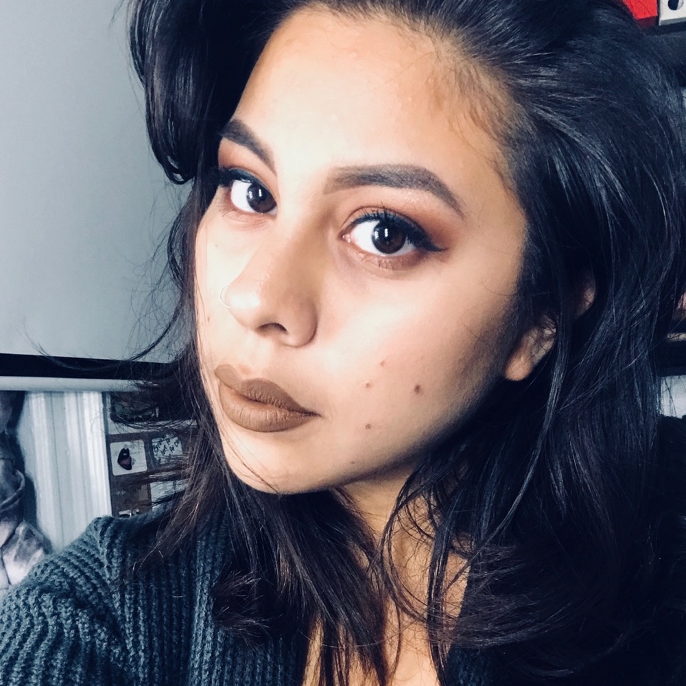Meet your Posher, Tania